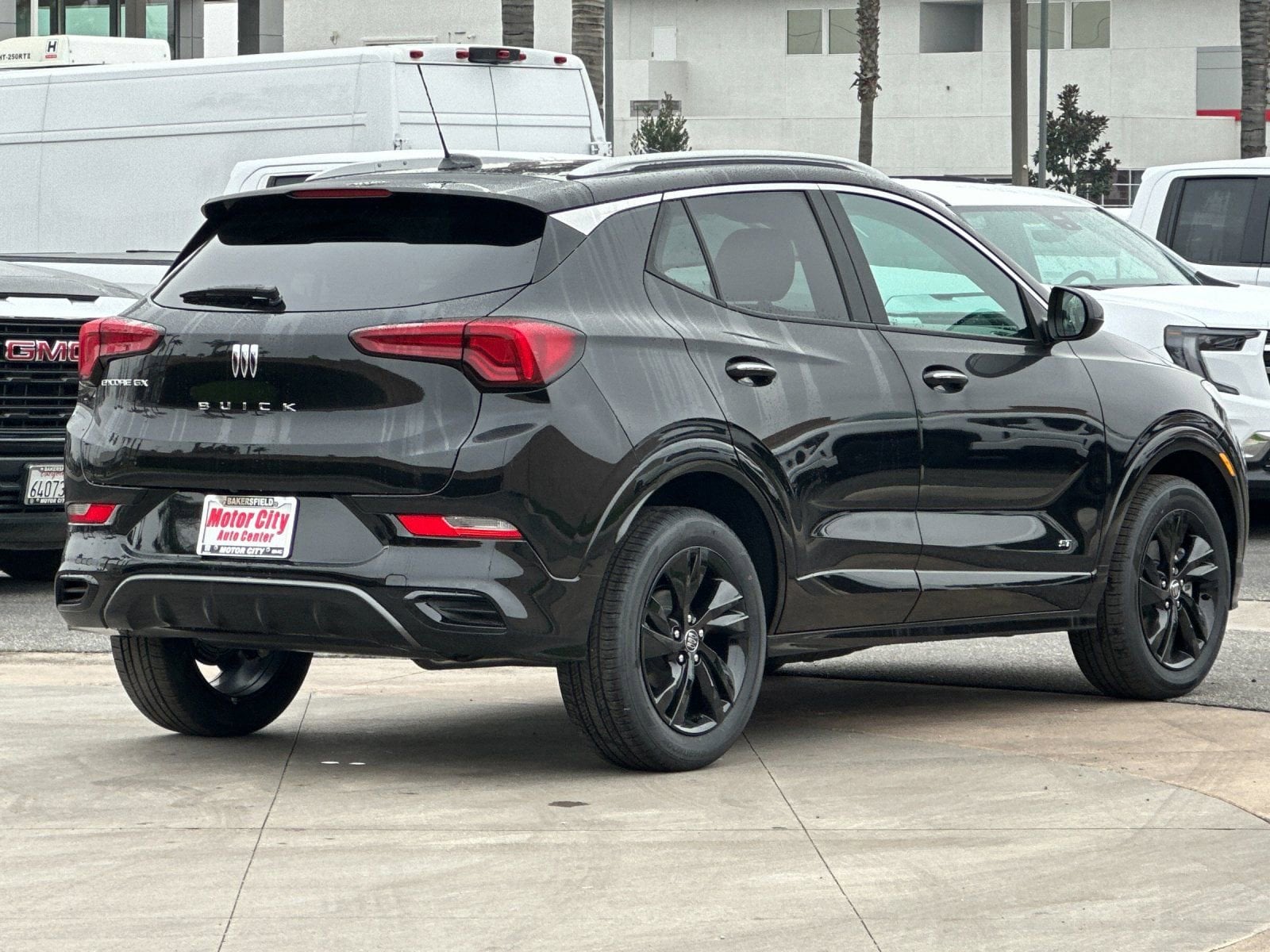 2026 Buick Encore GX Sport Touring photo 2