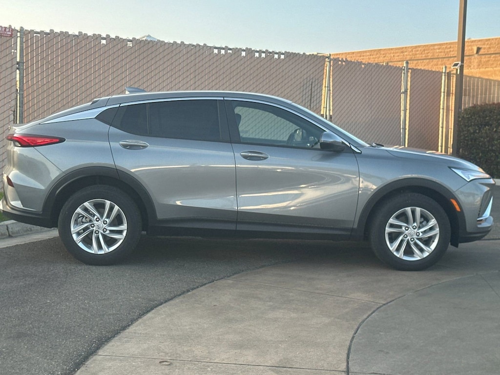 New 2026 Buick Envista Preferred SUV