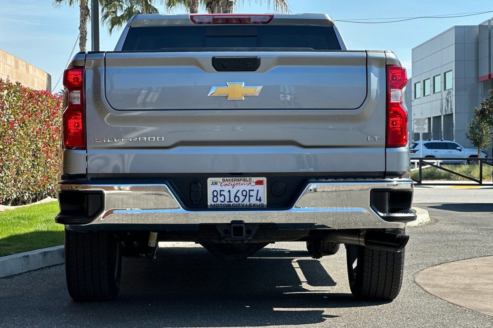 2025 Chevrolet Silverado 1500 LT photo 4