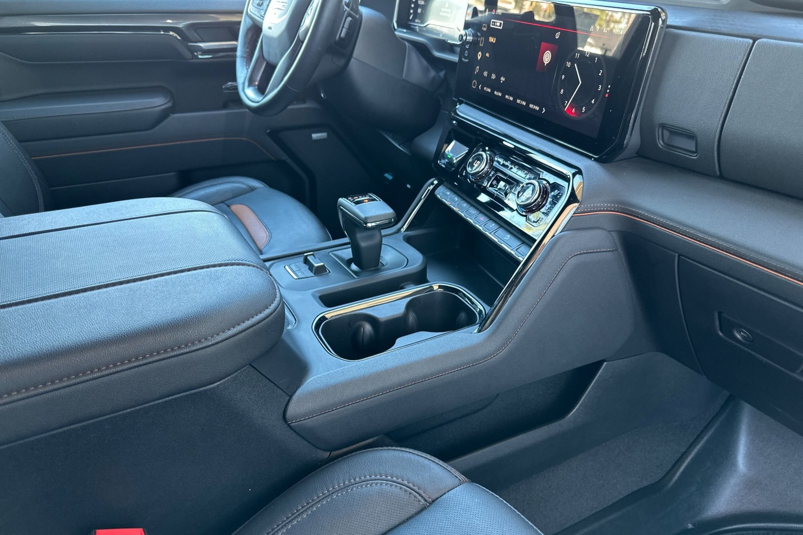 2025 GMC Sierra 1500 AT4 - Photo 16