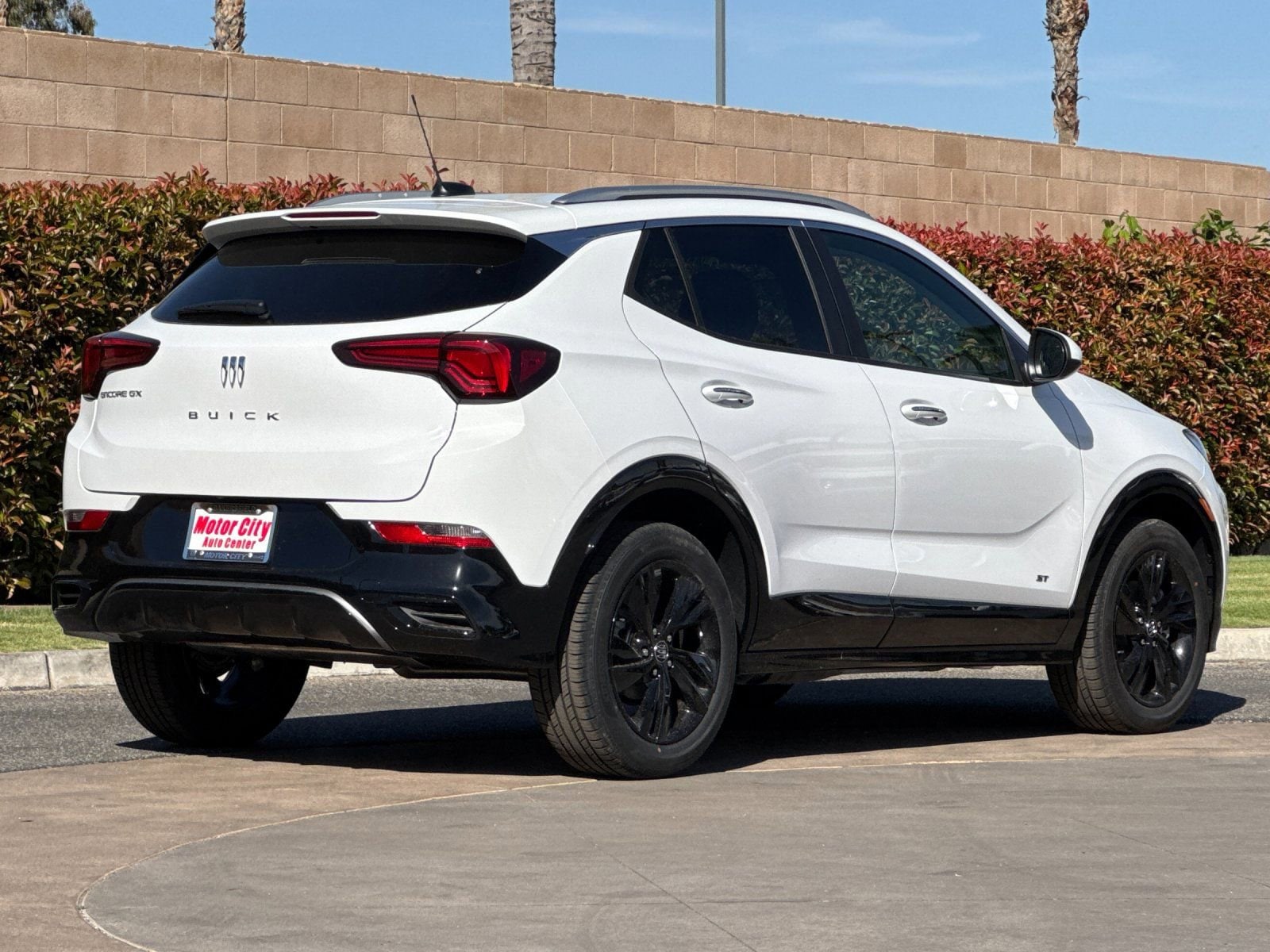 2026 Buick Encore GX Sport Touring photo 2