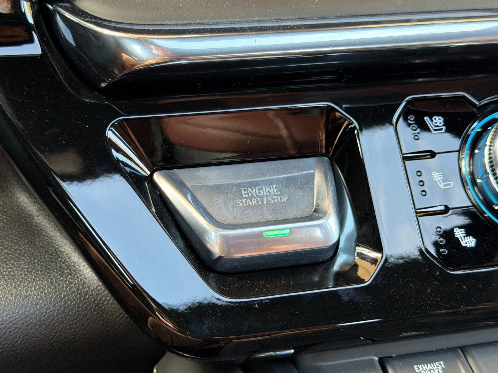 2026 GMC Sierra 2500HD Denali Ultimate - Photo 20