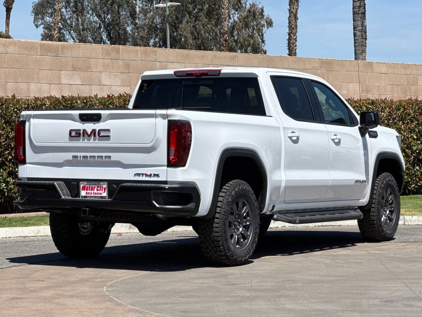 2026 GMC Sierra 1500 AT4X photo 2