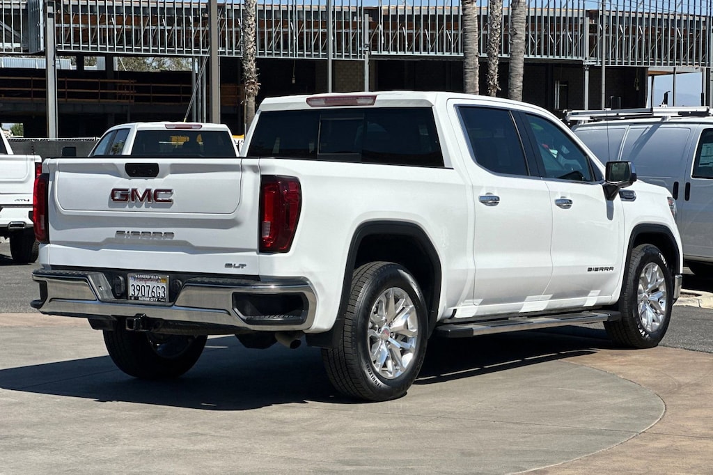 Used 2021 GMC Sierra 1500 SLT Truck Crew Cab