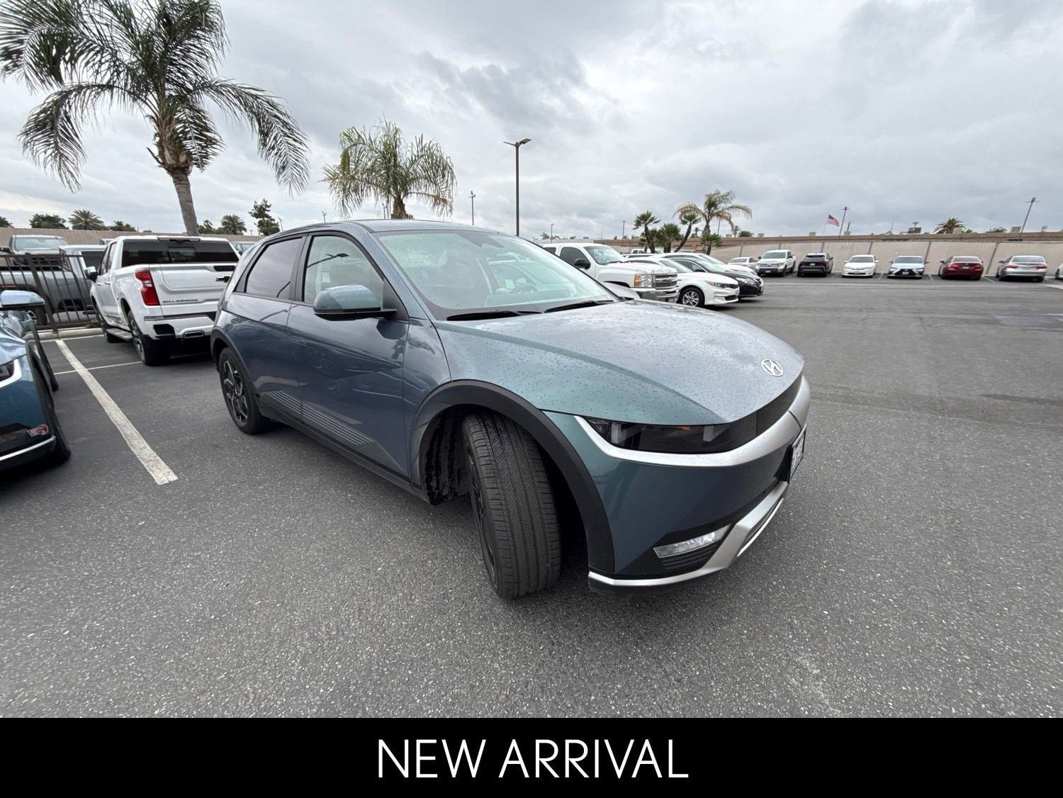 2024 Hyundai IONIQ 5 SEL photo 3