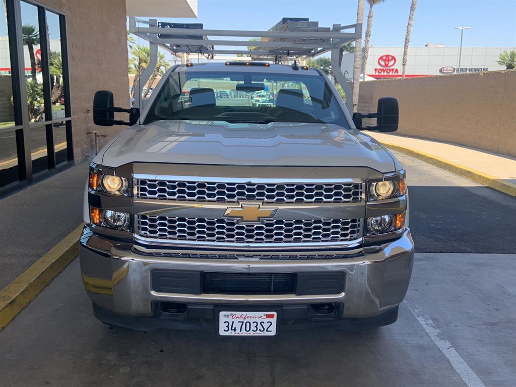 2019 Chevrolet Silverado 3500HD photo 2