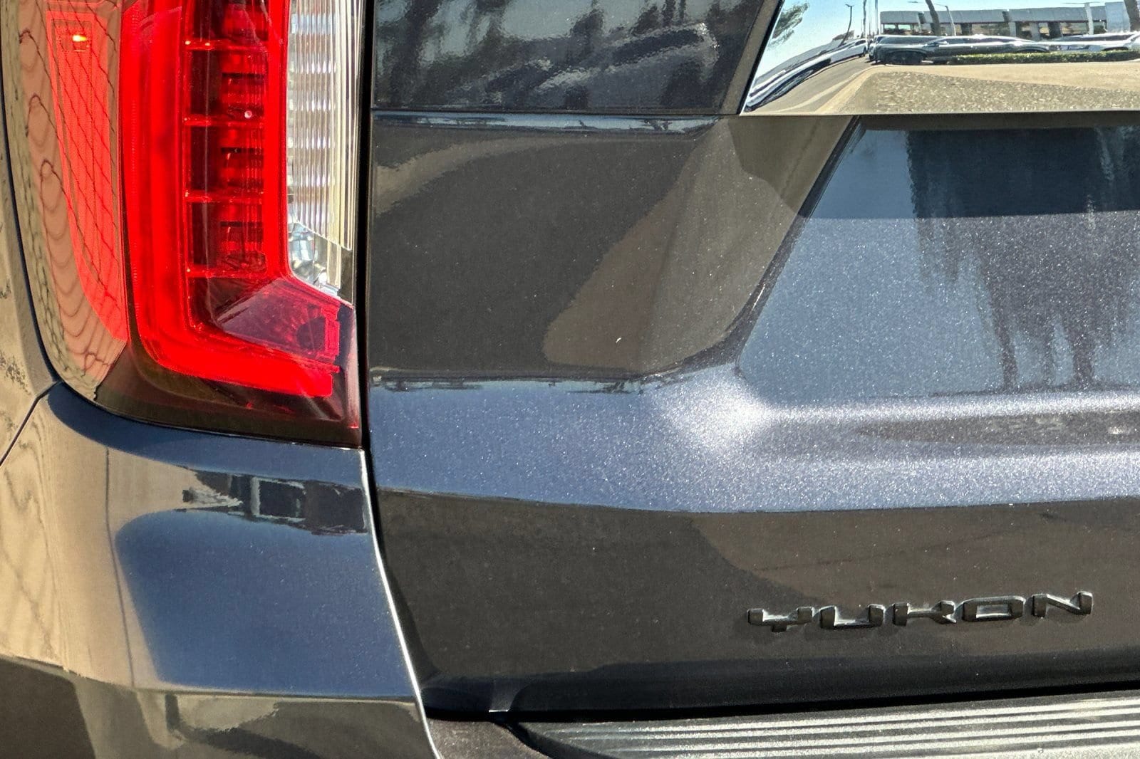 2023 GMC Yukon SLT - Photo 30