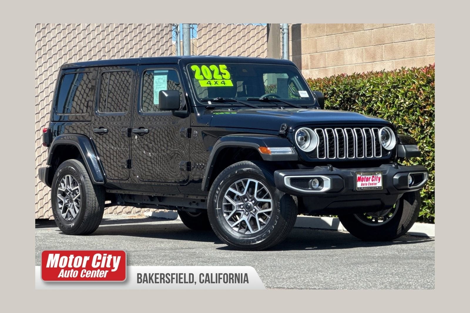 2025 Jeep Wrangler Sahara photo 1