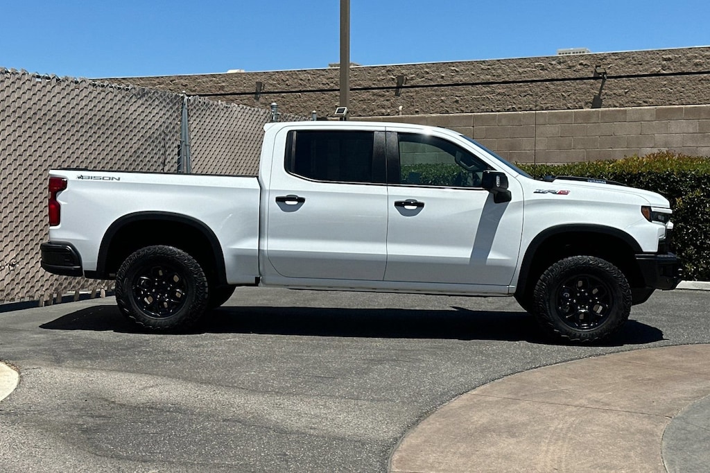 Used 2024 Chevrolet Silverado 1500 ZR2 Truck