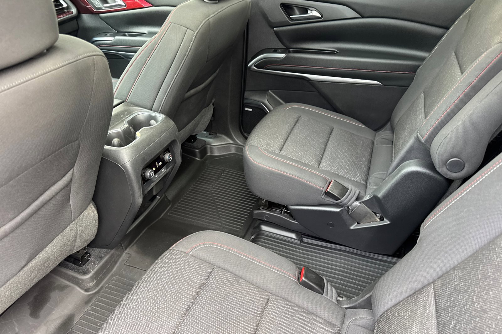 2024 Chevrolet Traverse Z71 - Photo 13