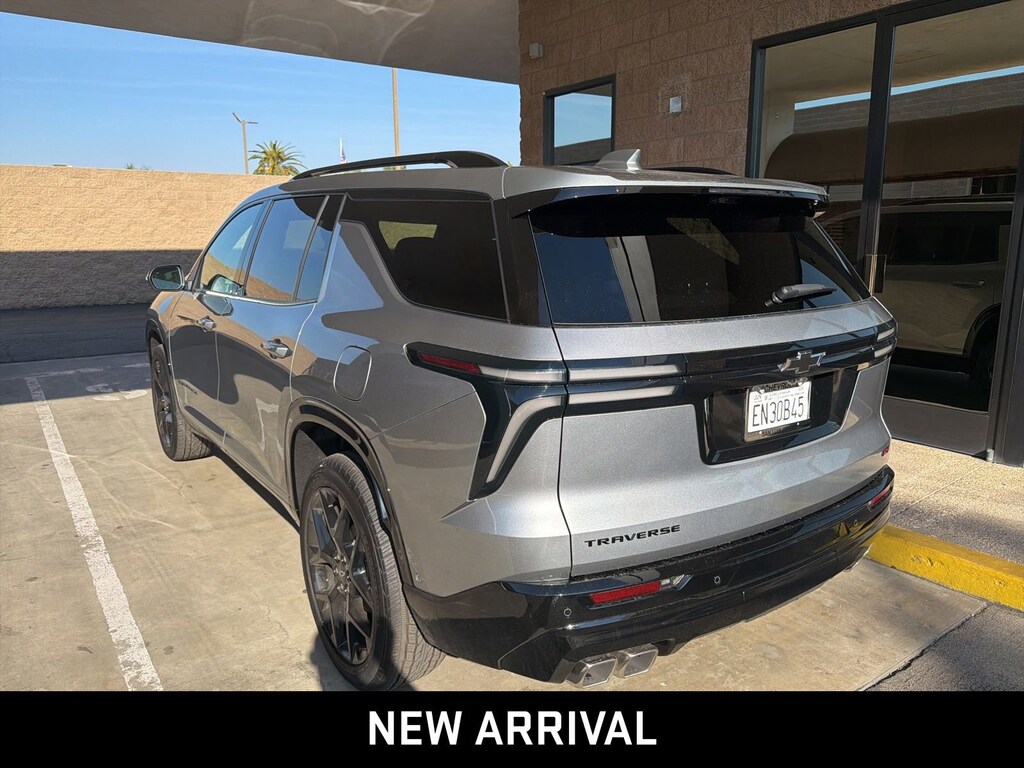 Certified 2026 Chevrolet Traverse RS SUV