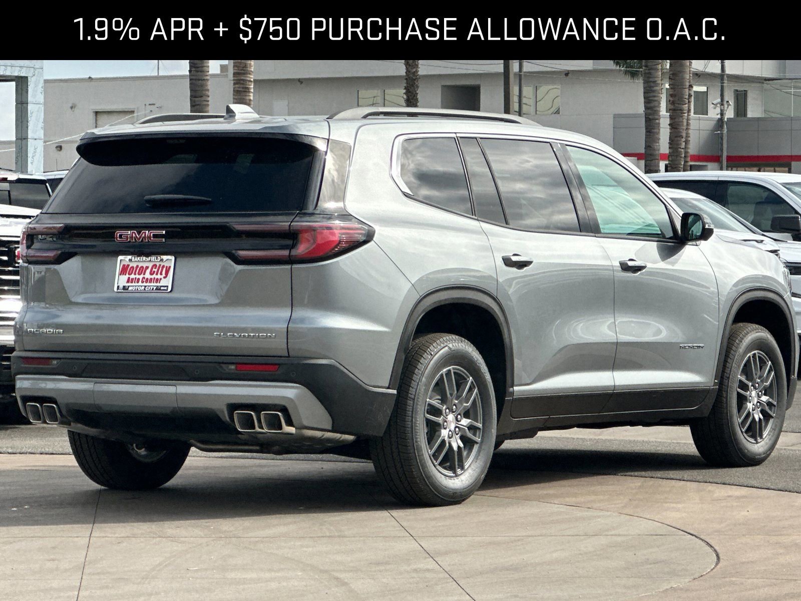 2026 GMC Acadia Elevation photo 2