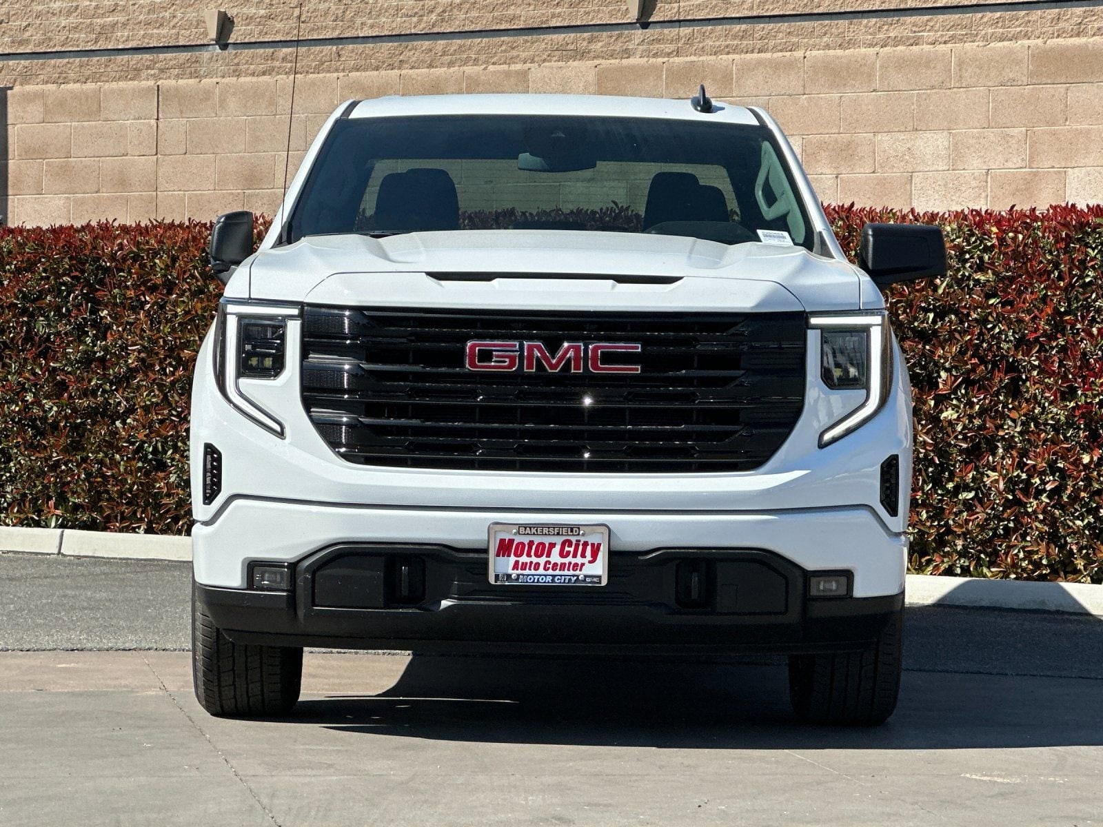 2026 GMC Sierra 1500 Elevation photo 3