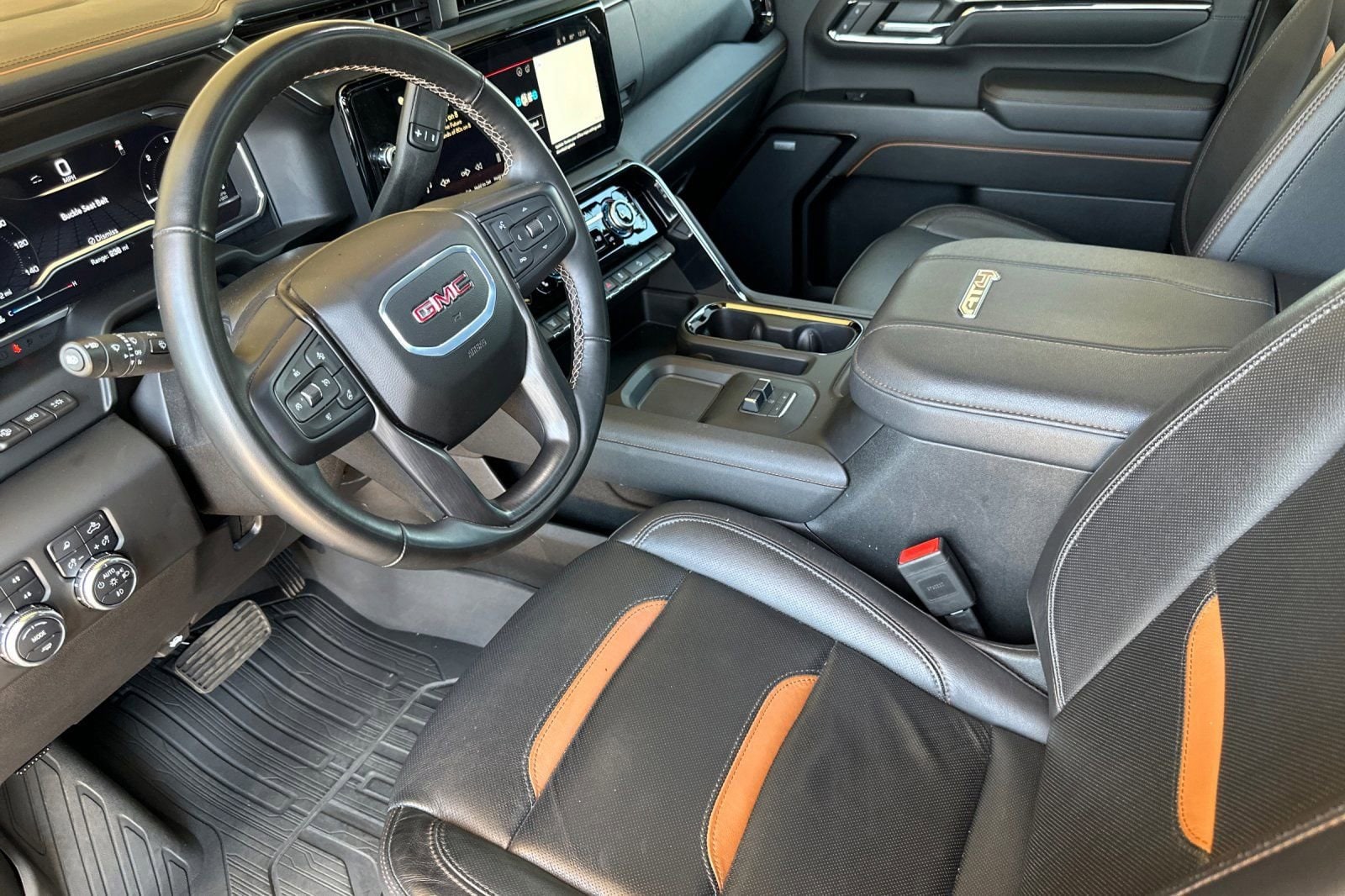 2024 GMC Sierra 2500HD AT4 - Photo 10