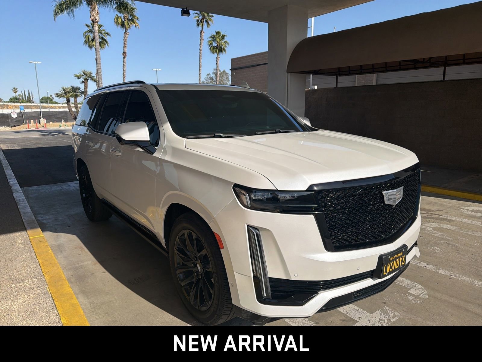 2024 CADILLAC Escalade Sport photo 3