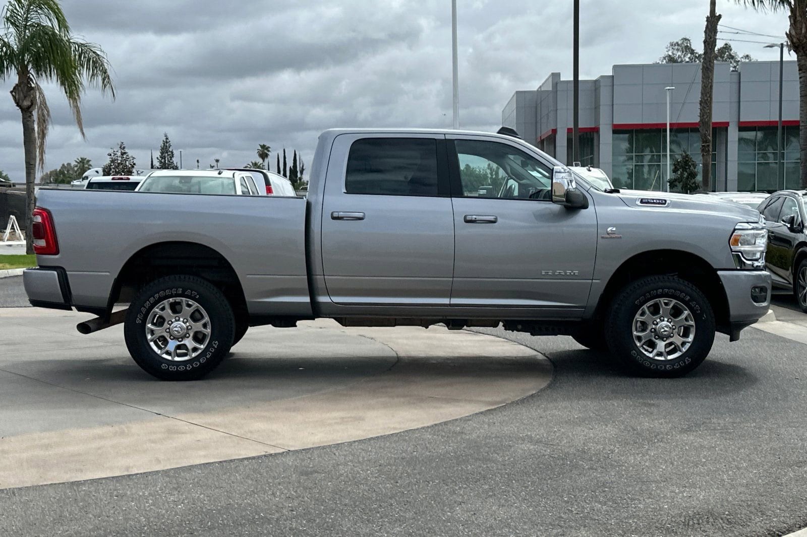 2024 Ram 2500 Laramie photo 2