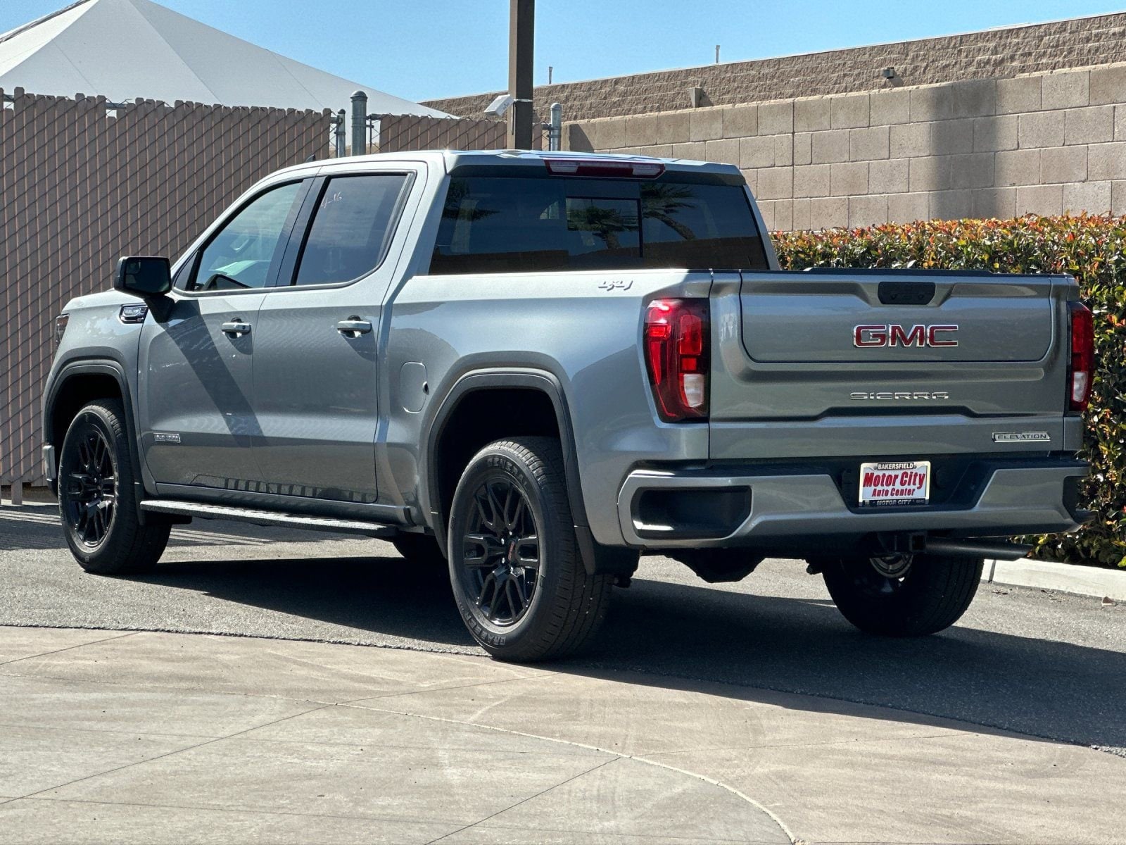 2026 GMC Sierra 1500 Elevation photo 4