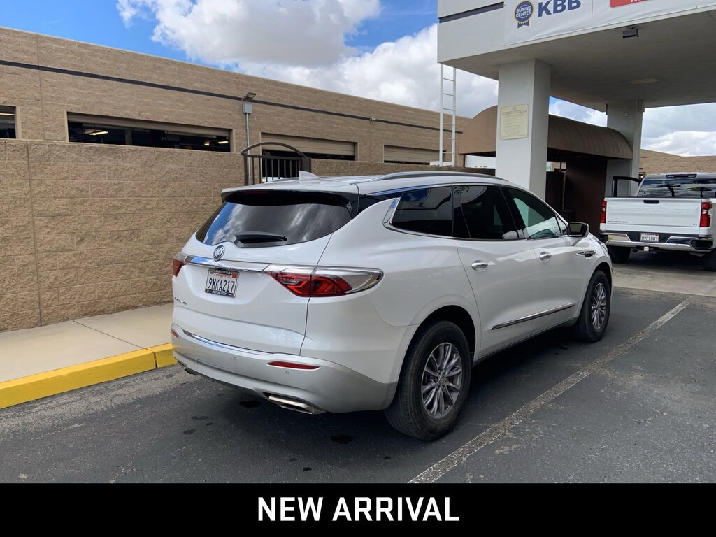 Used 2024 Buick Enclave Essence SUV