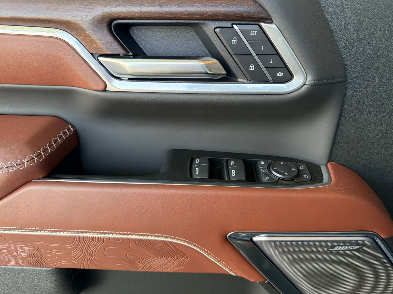 2026 GMC Sierra 2500HD Denali Ultimate - Photo 10