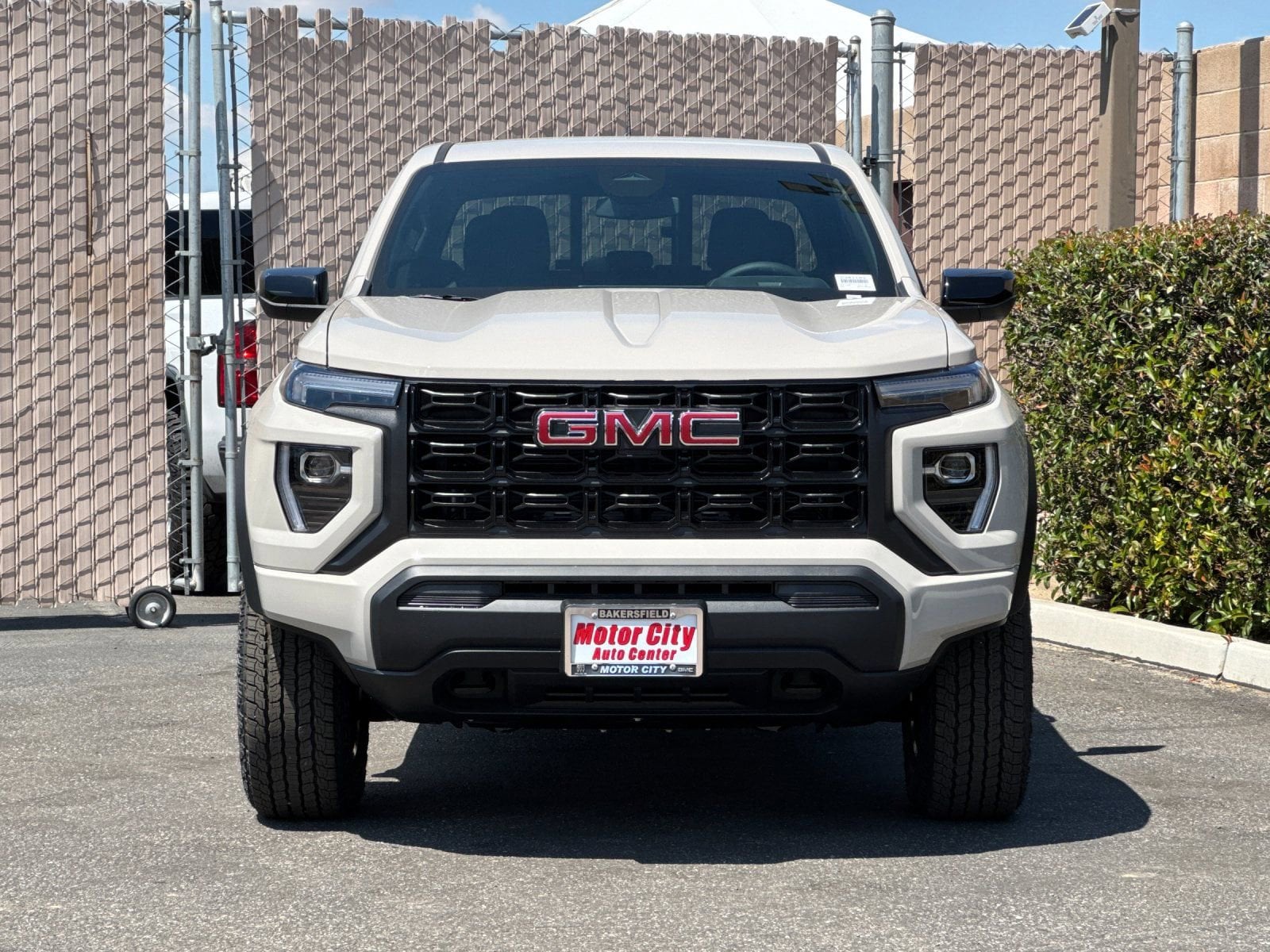 2026 GMC Canyon Elevation photo 3