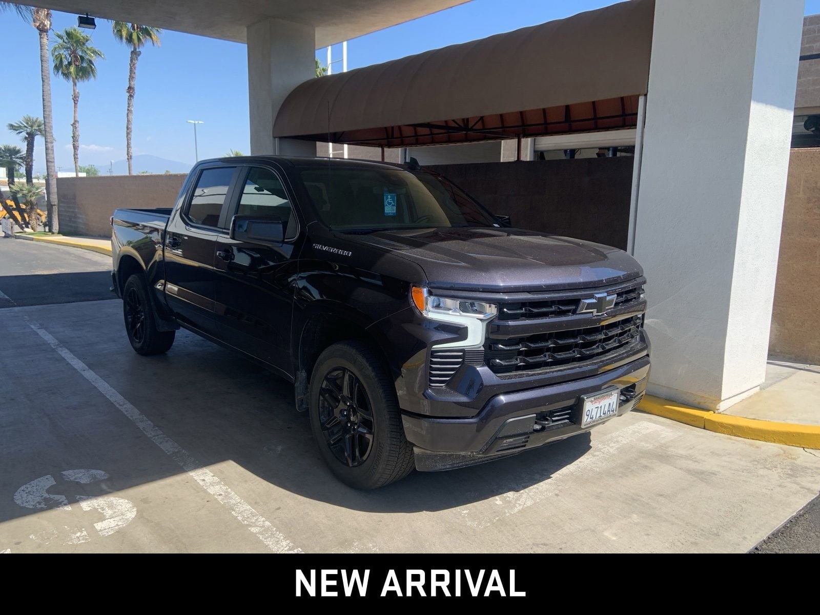 2024 Chevrolet Silverado 1500 RST photo 3
