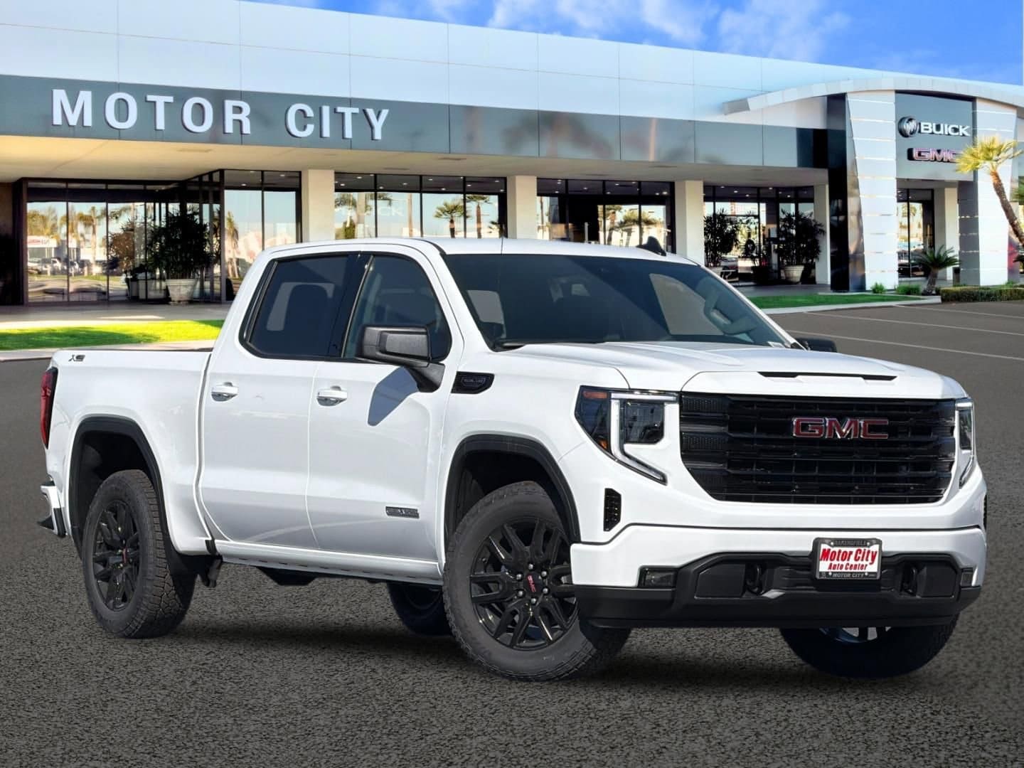 2026 GMC Sierra 4WD Crew Cab Short Box Elevation's photo