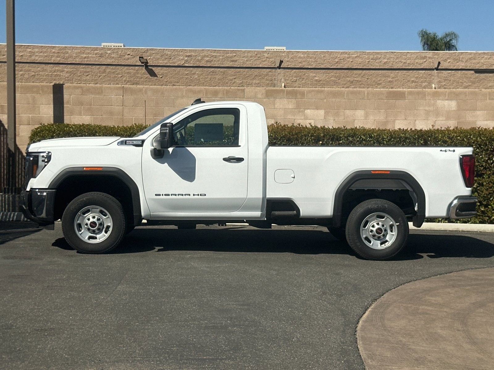 2025 GMC Sierra 2500 HD Pro photo 6