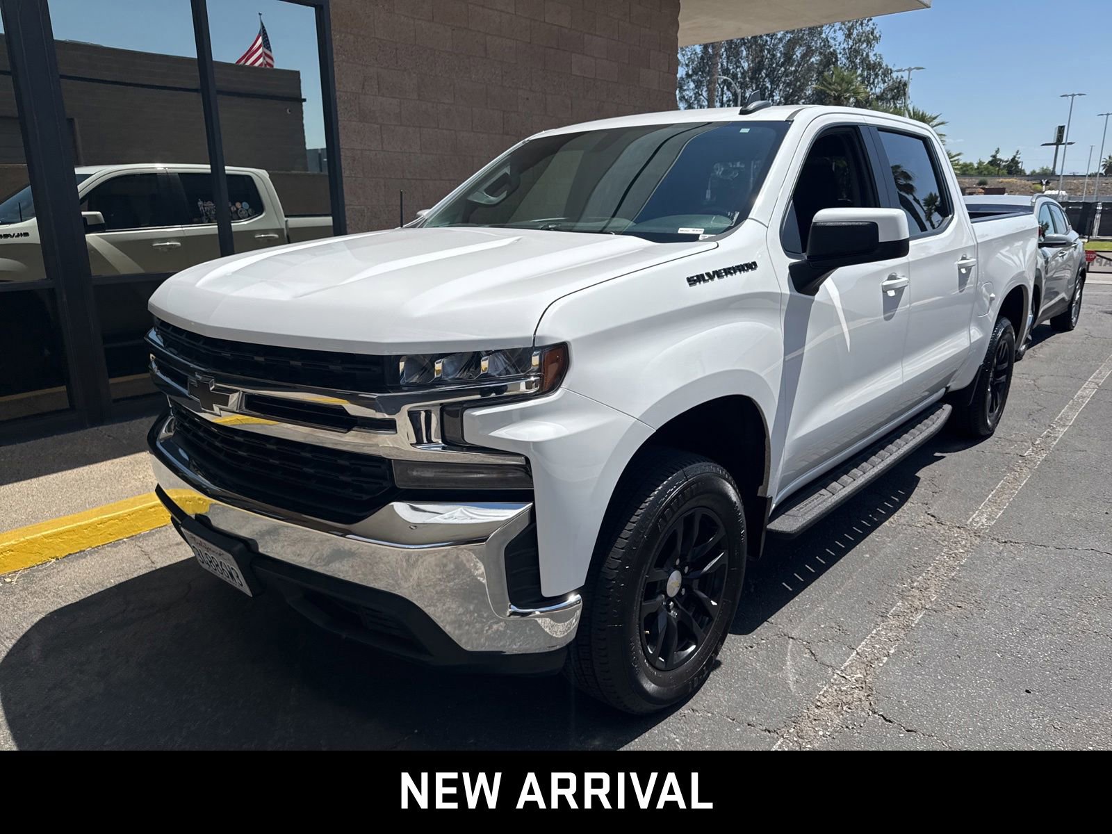 2020 Chevrolet Silverado 1500 LT Crew Cab Short Box's photo