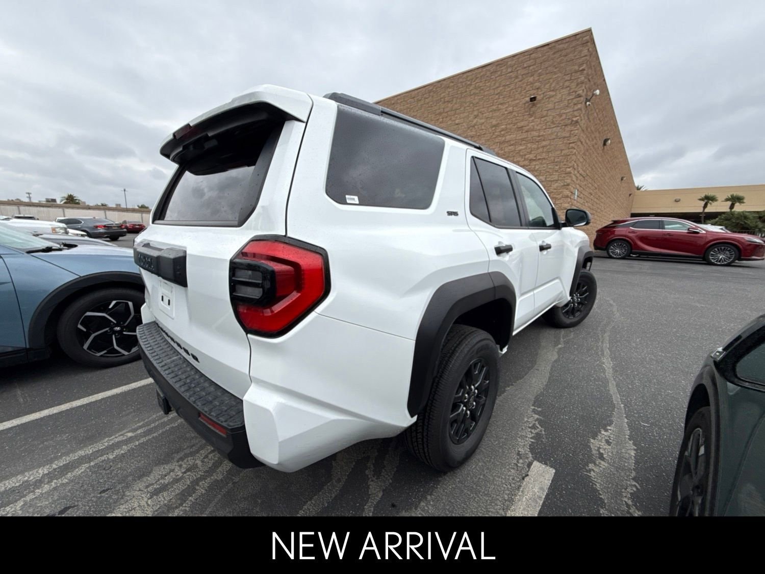 2025 Toyota 4Runner SR5 photo 4