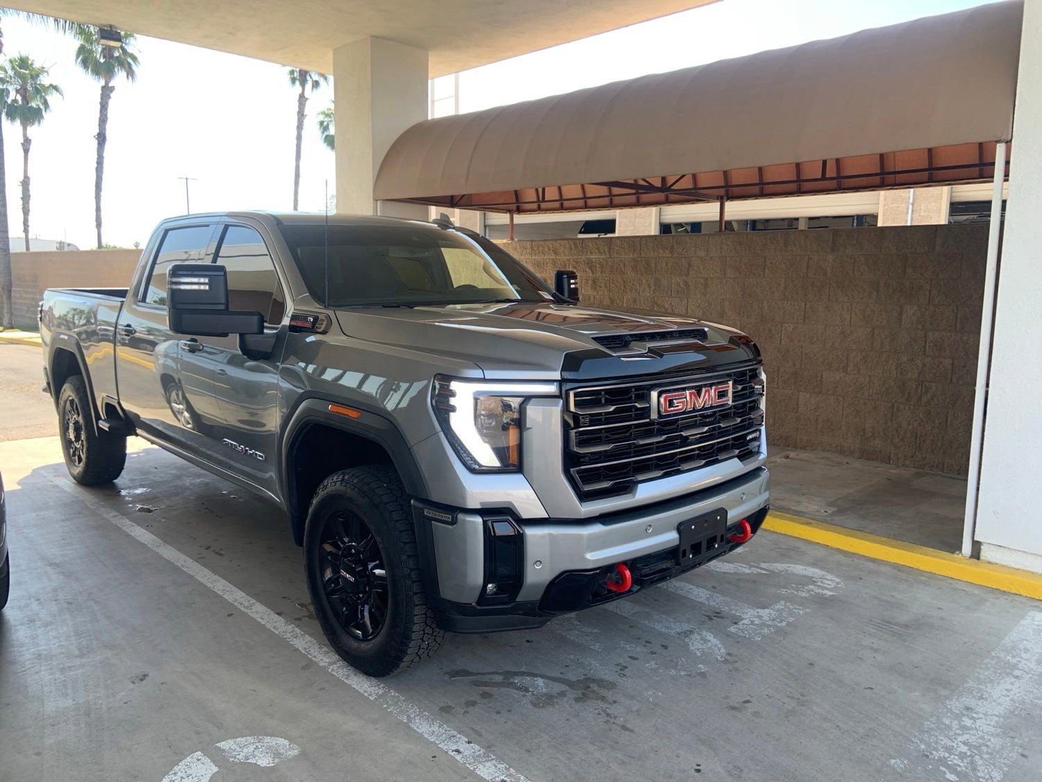 2025 GMC Sierra 2500 HD AT4 photo 3