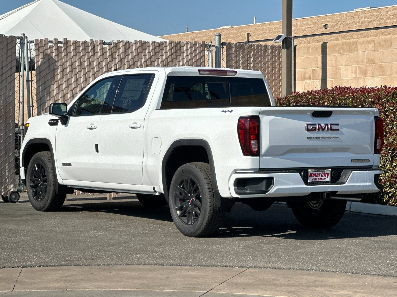 2026 GMC Sierra 1500 Elevation photo 4