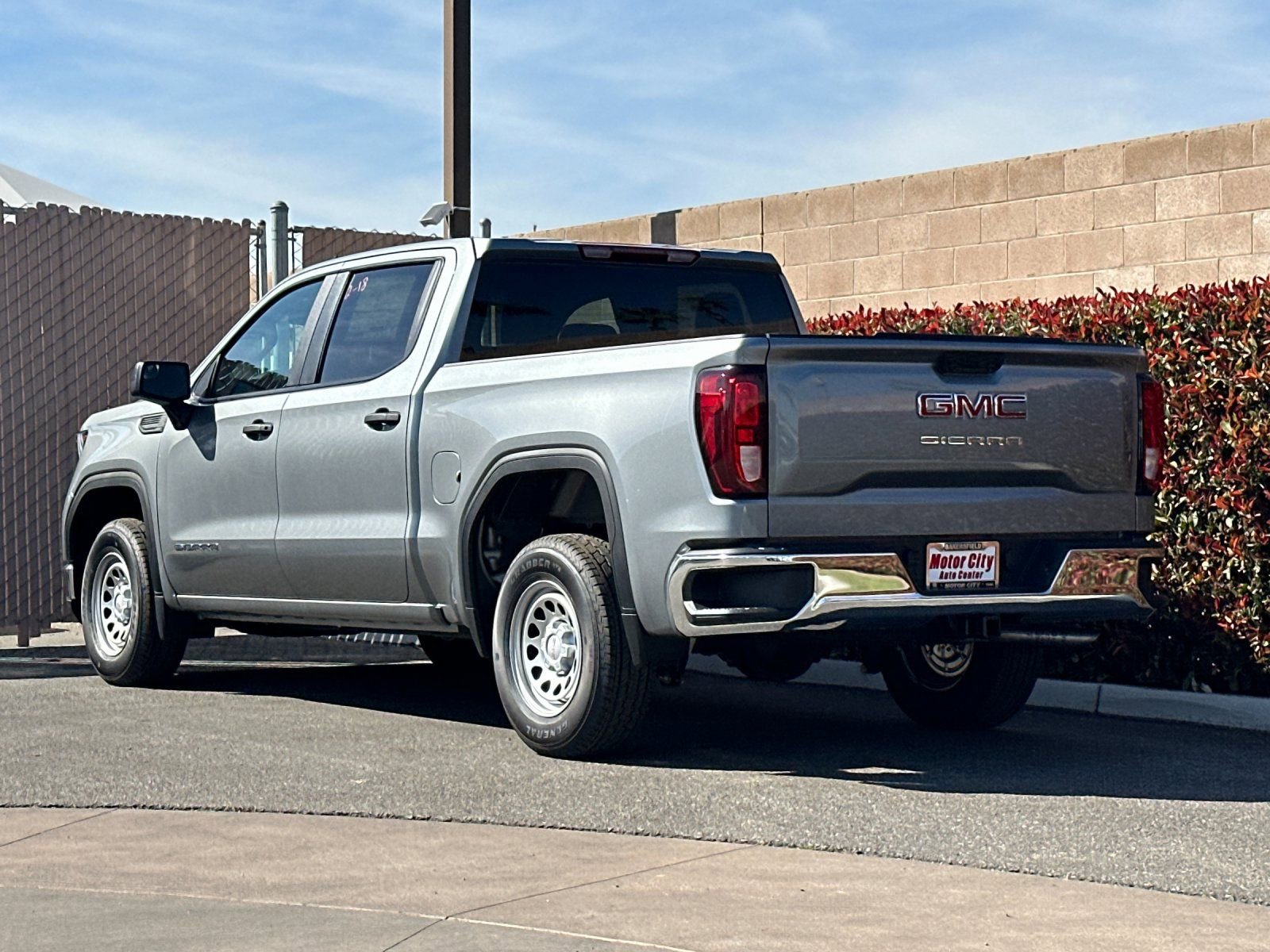 2026 GMC Sierra 1500 Pro photo 4