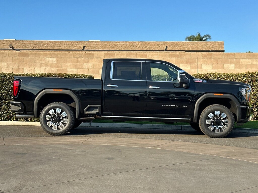 New 2025 GMC Sierra 2500 HD Denali Truck