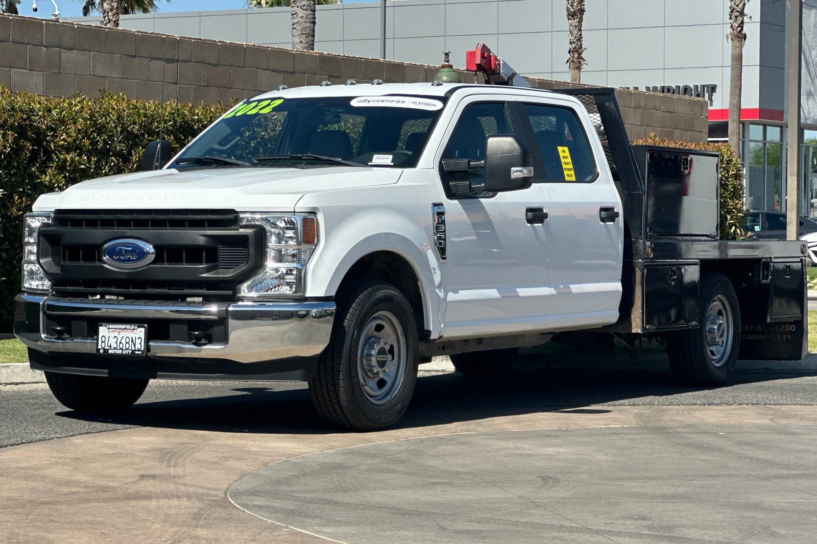 2022 Ford Super Duty F-350 SRW XL photo 3