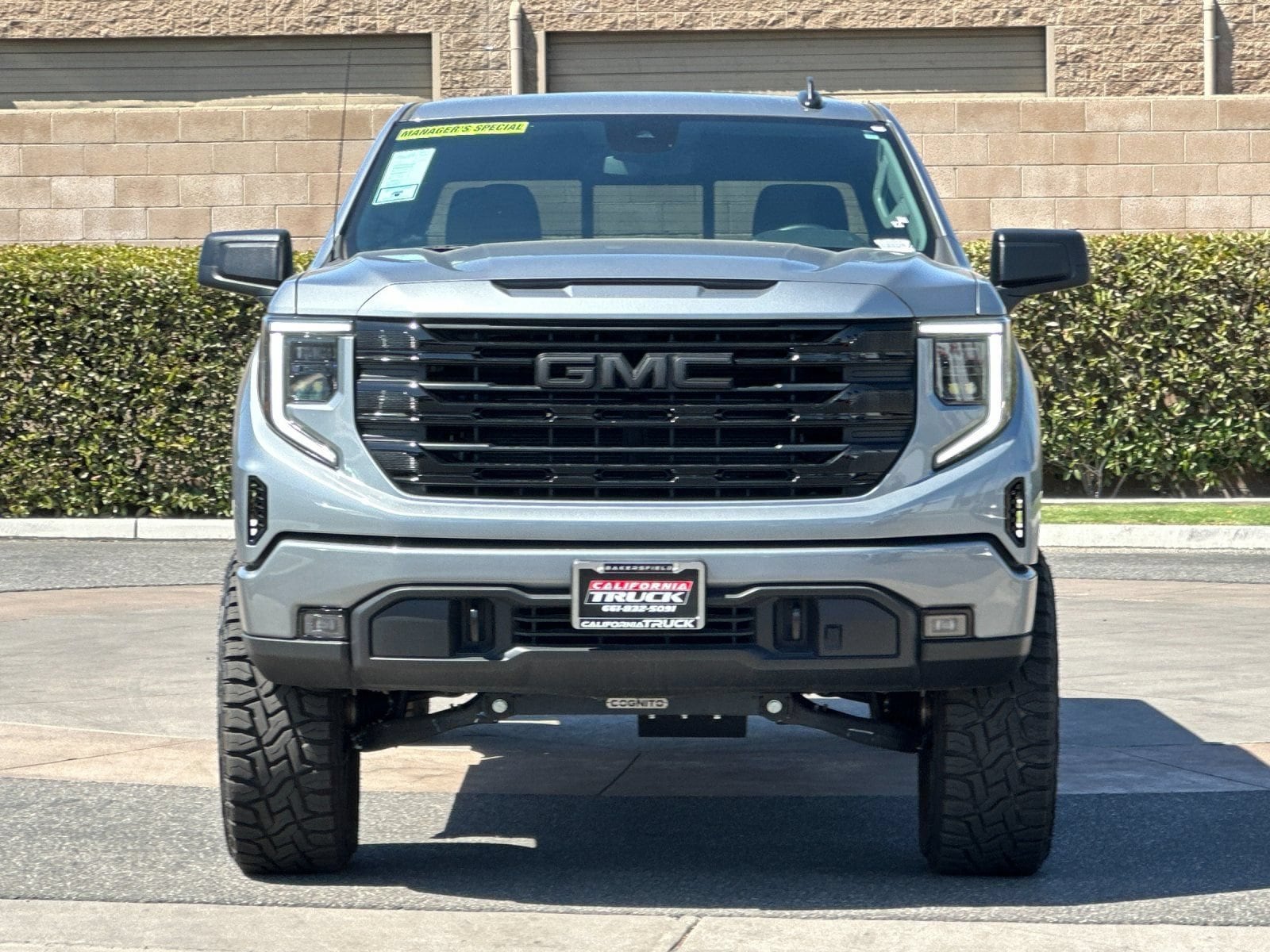2025 GMC Sierra 1500 Elevation - Photo 8