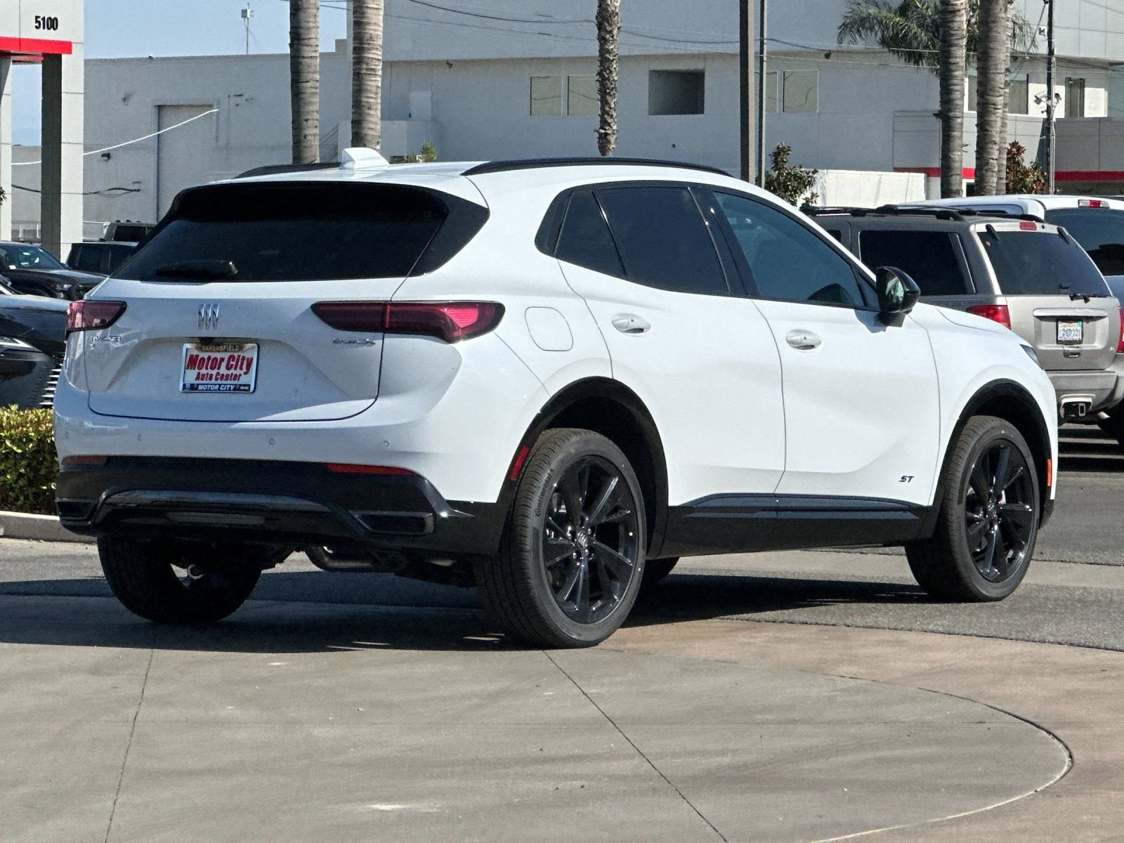 2026 Buick Envision Sport Touring photo 2