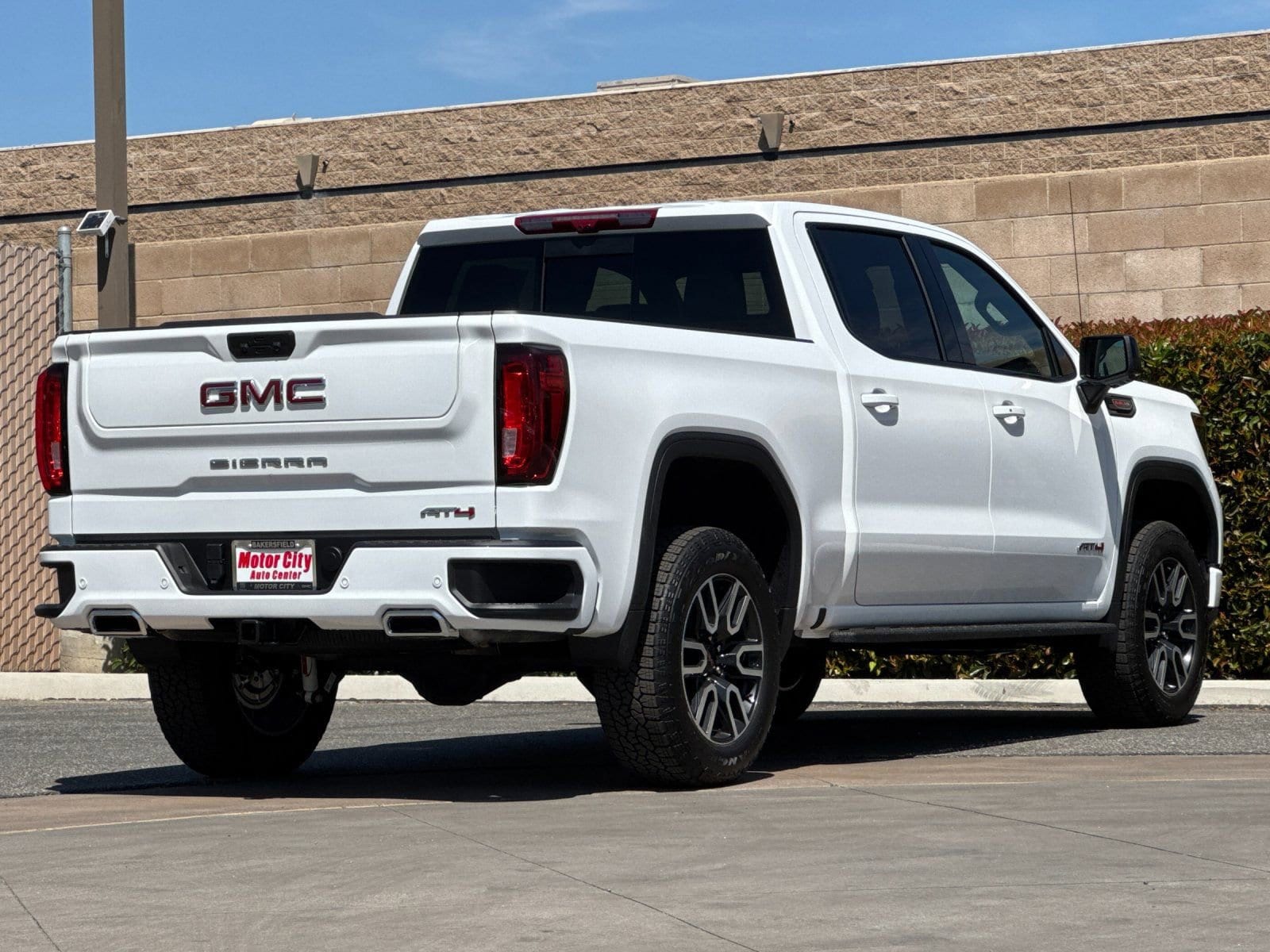 2026 GMC Sierra 1500 AT4 photo 2