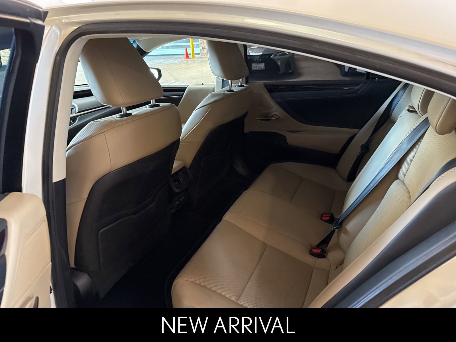 2019 LEXUS ES ES 350 photo 6