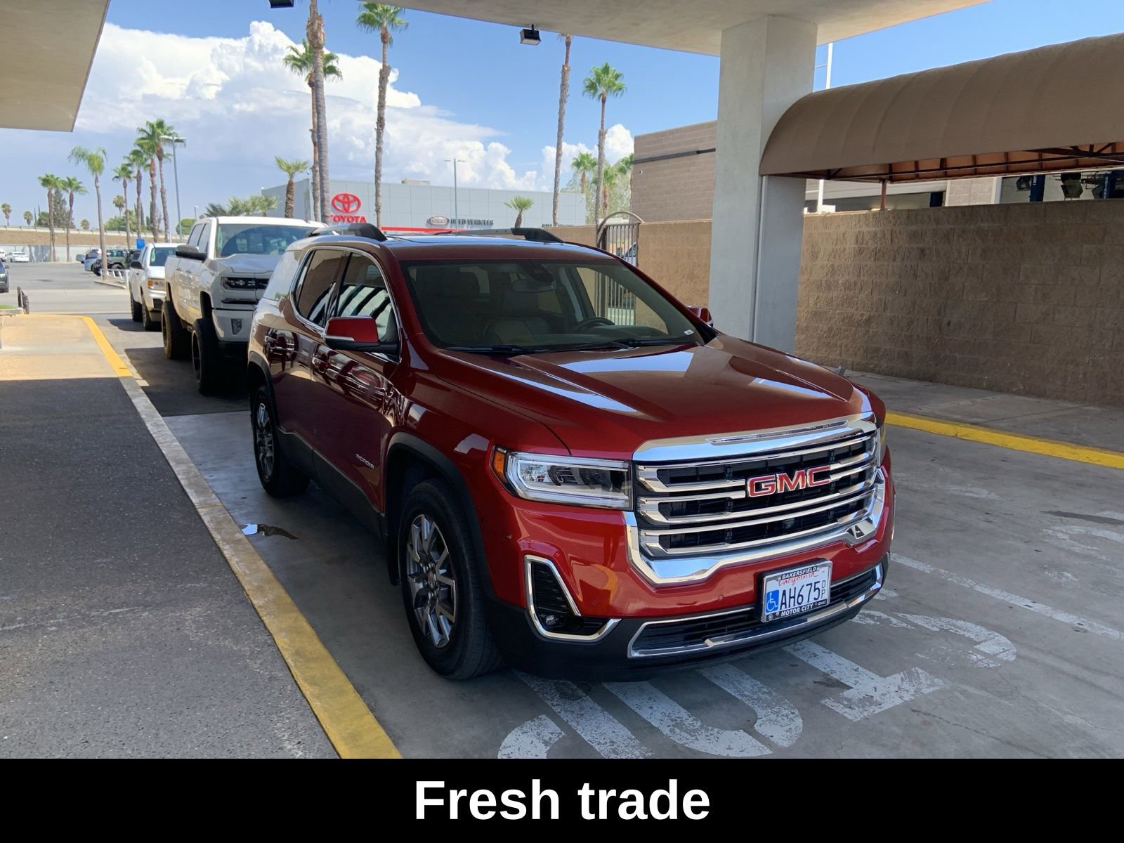 2023 Gmc Acadia SLT photo 3