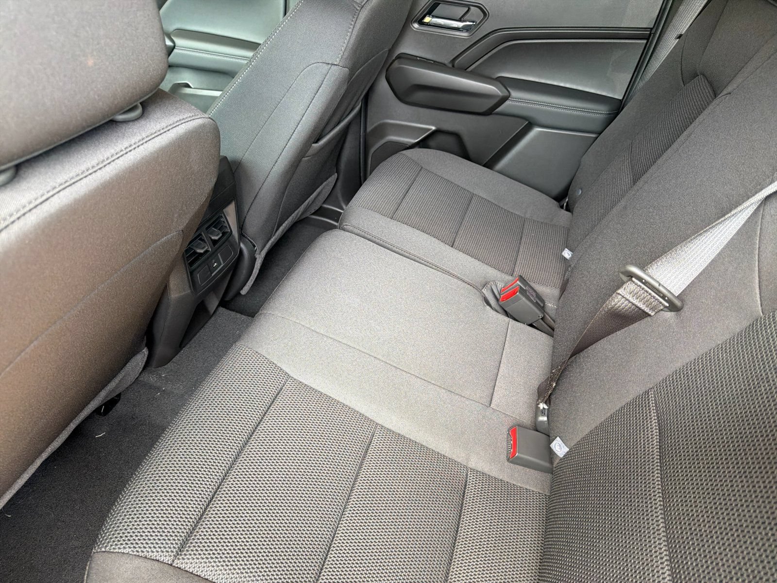 2026 GMC Canyon Elevation - Photo 11