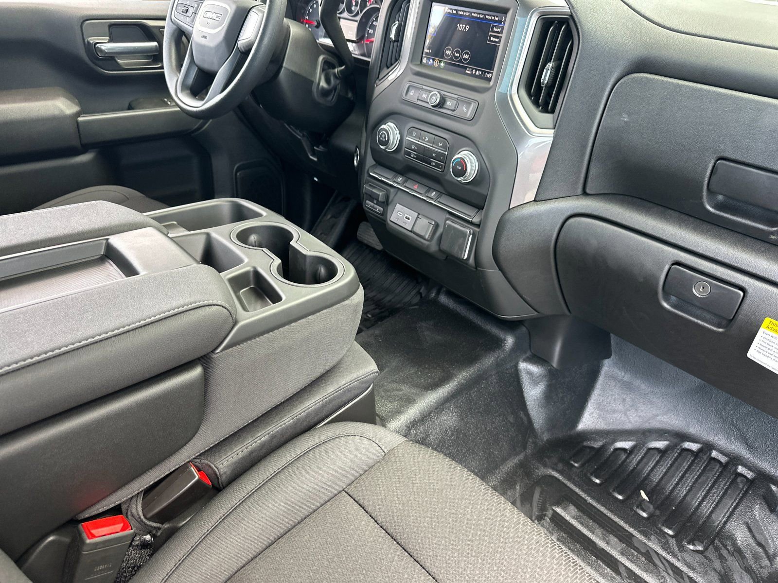 2025 GMC Sierra 3500HD Pro - Photo 14