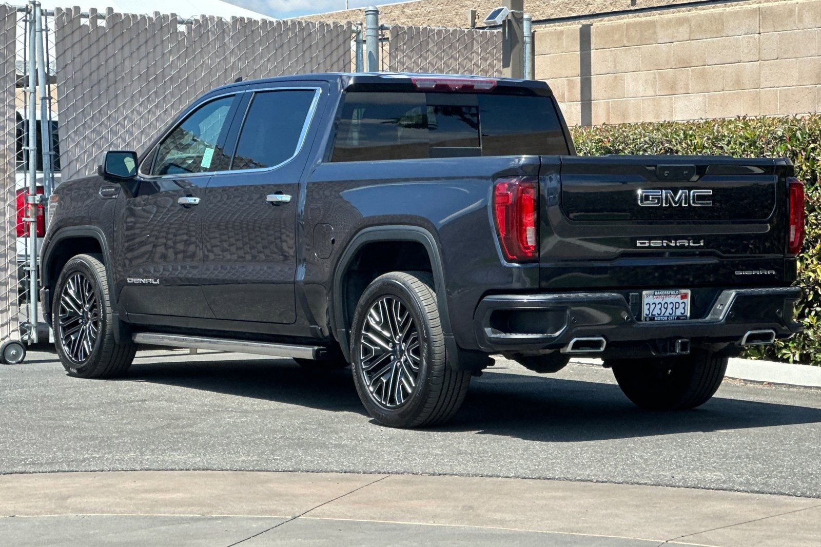 2022 GMC Sierra 1500 Denali Ultimate photo 5