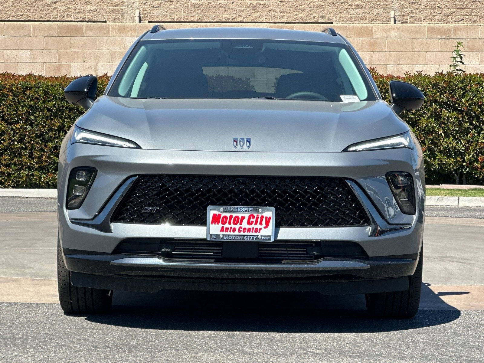 2026 Buick Envision Sport Touring photo 3