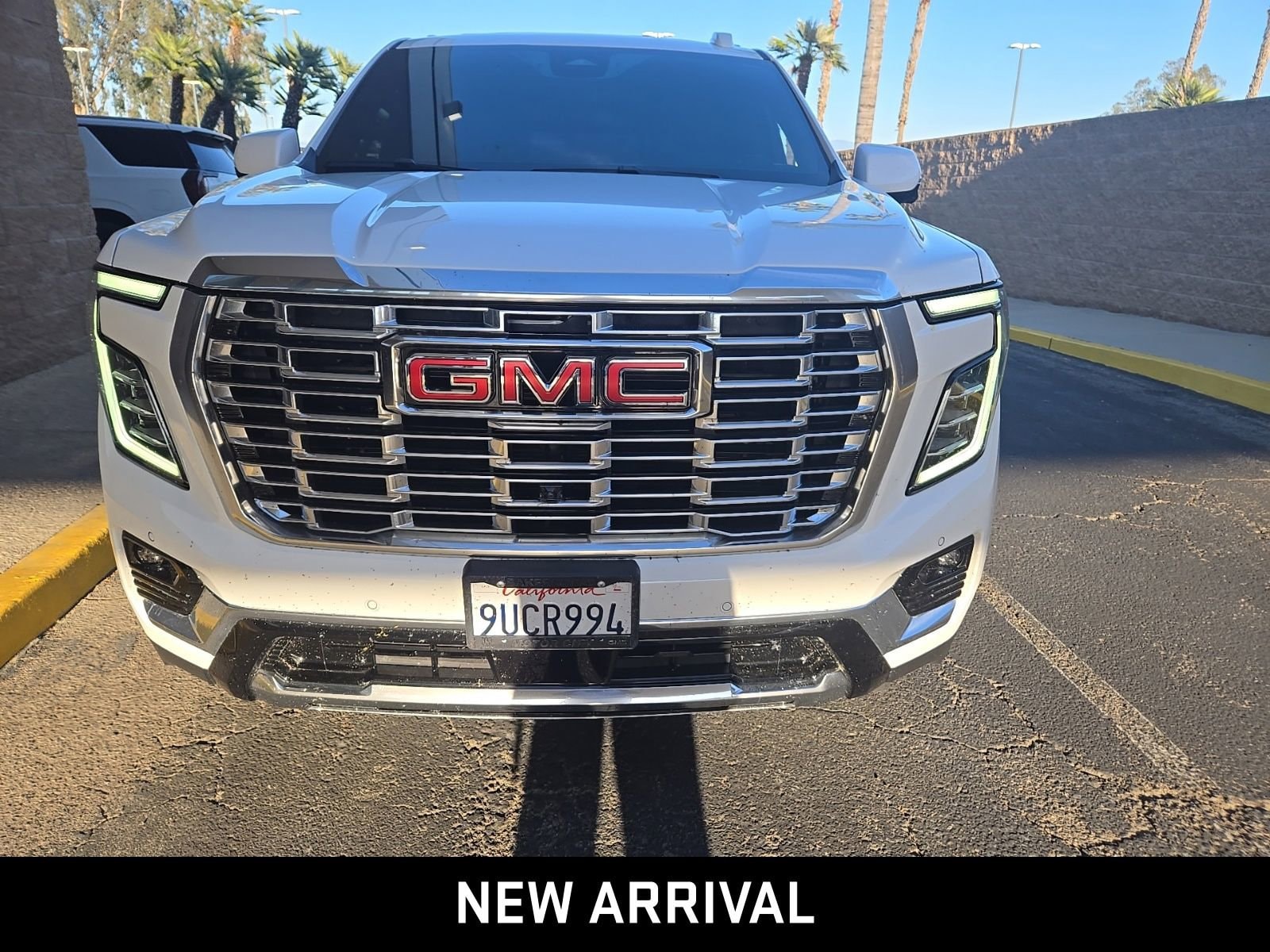 2025 GMC Yukon XL Denali photo 2