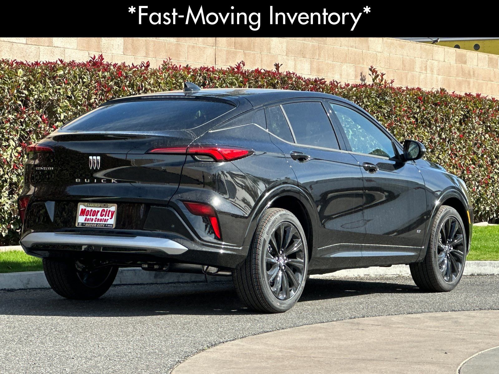 2026 Buick Envista Sport Touring photo 2