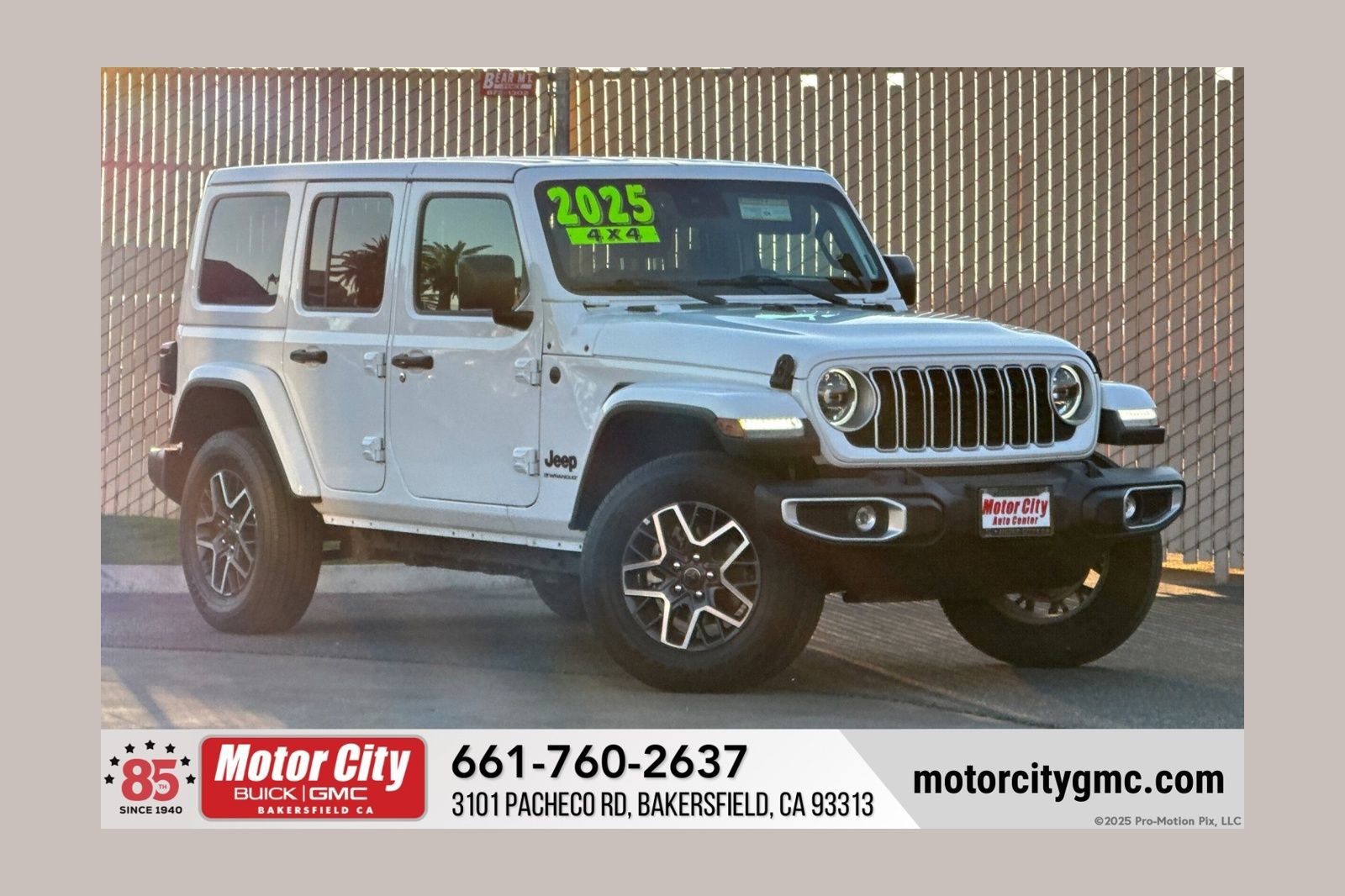 2025 Jeep Wrangler 4-Door Sahara's photo