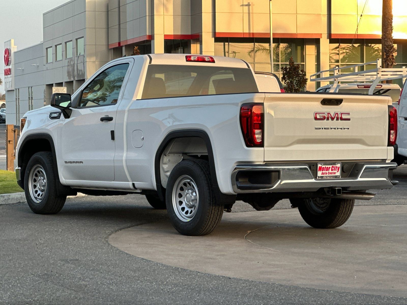 2026 GMC Sierra 1500 Pro photo 4