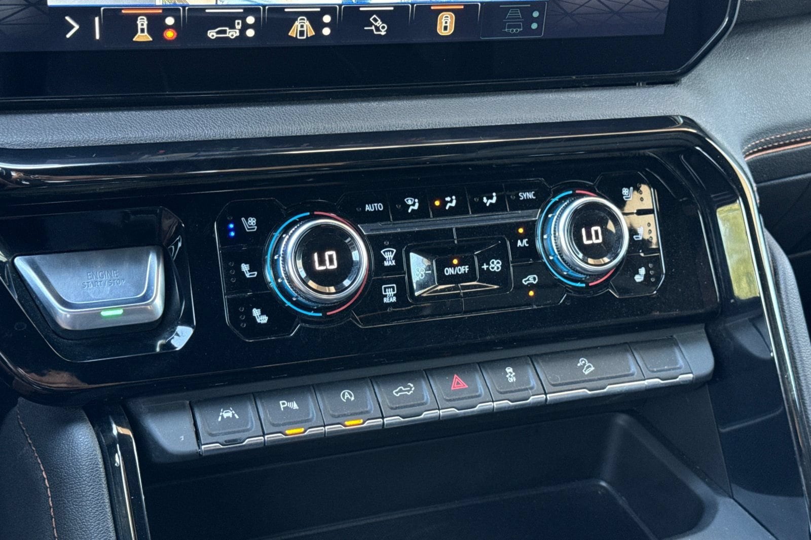 2025 GMC Sierra 1500 AT4 - Photo 20
