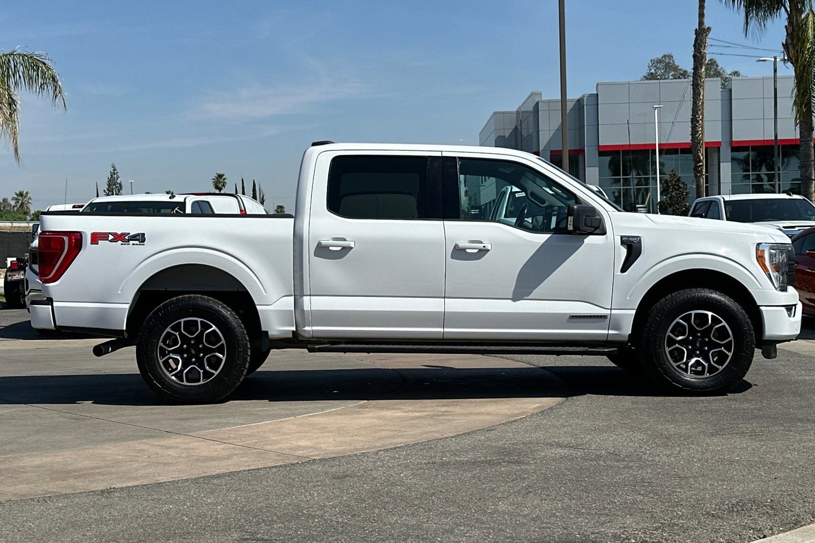 2022 Ford F-150 XL photo 2