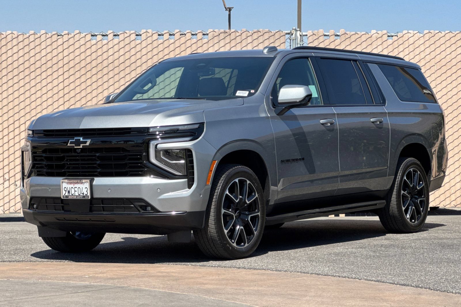 2026 Chevrolet Suburban RST - Photo 8